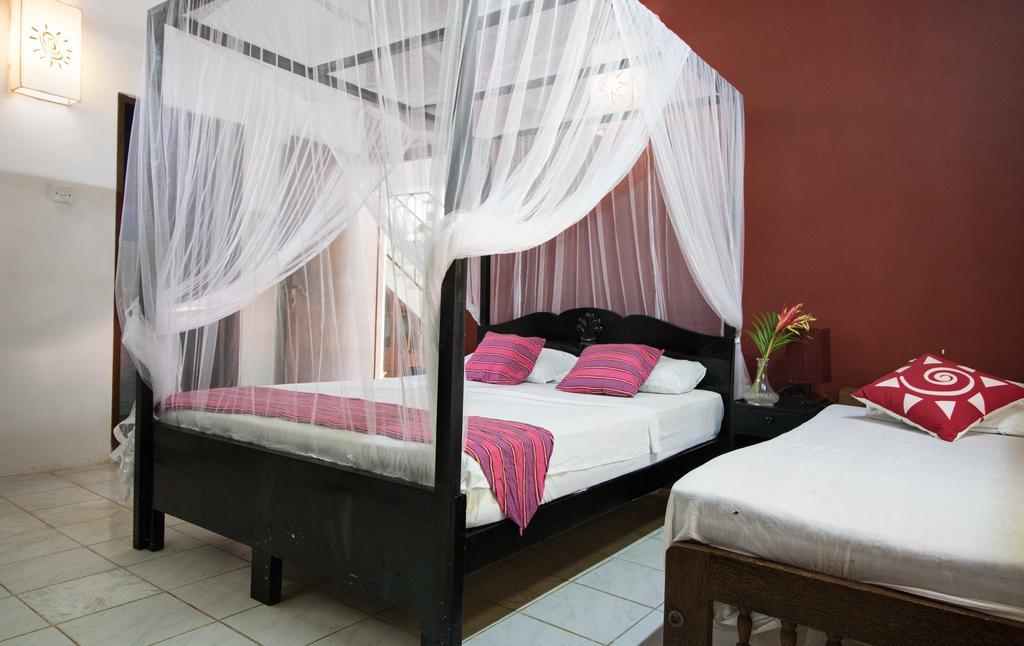 Villa Taprobane Negombo Buitenkant foto