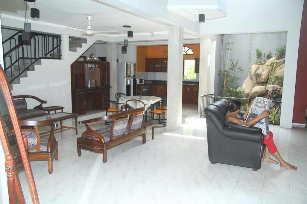 Villa Taprobane Negombo Buitenkant foto
